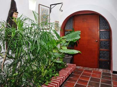 Puertas De Hotel