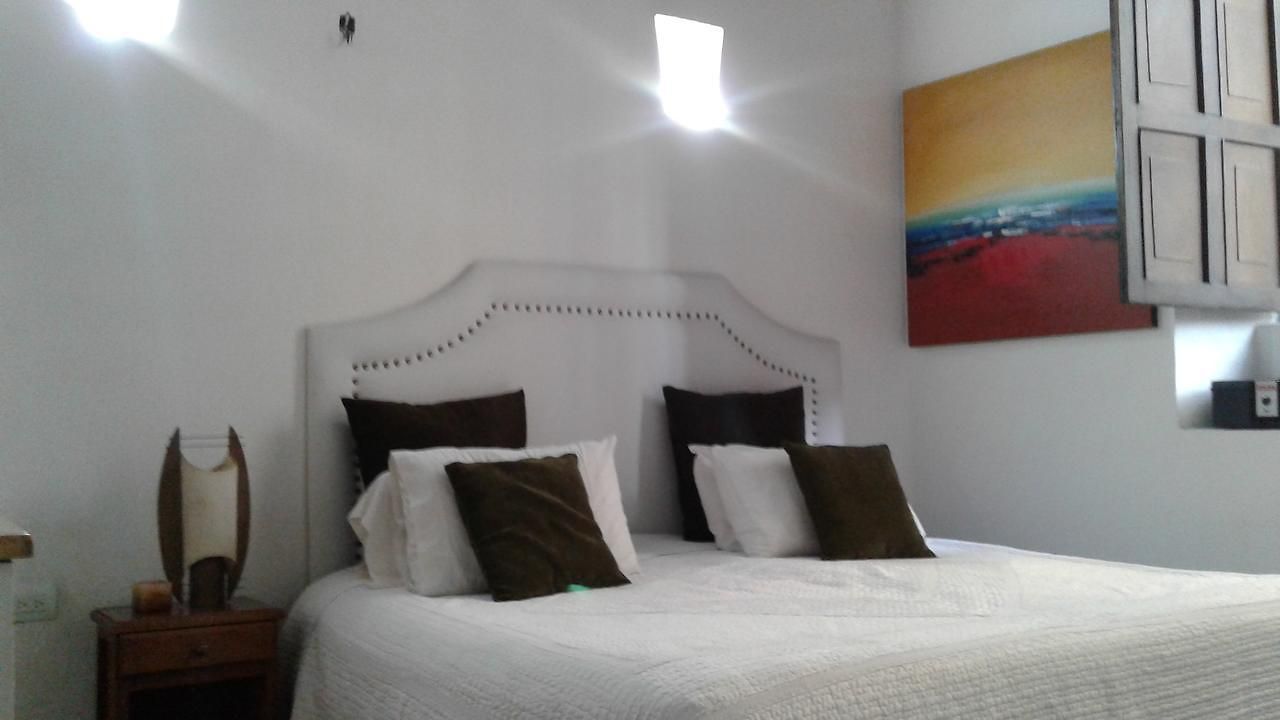 Puertas De Hotel 3*