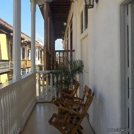 Puertas De Hotel