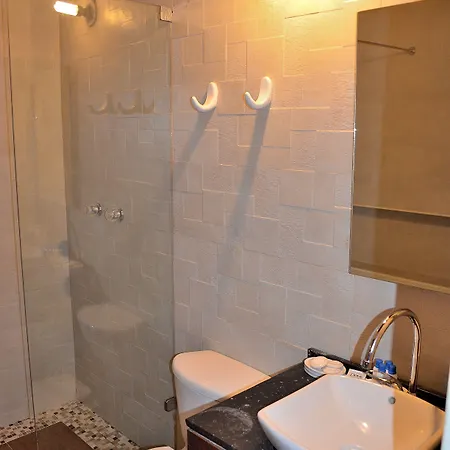 Puertas De Hotel
