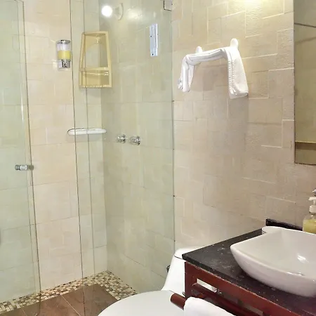 Hotel Puertas De Cartagena