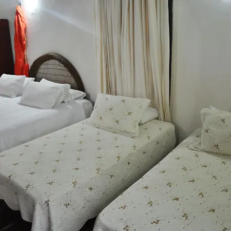 Hotel Puertas De Cartagena