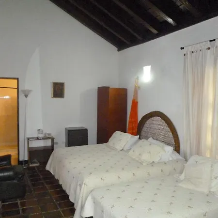 Hotel Puertas De 3*