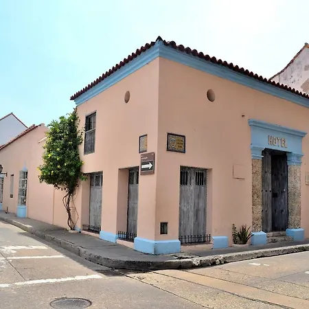 Puertas De Hotel 3*