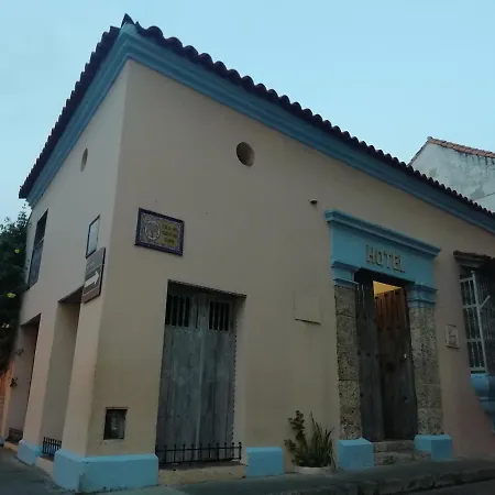 Puertas De Hotel