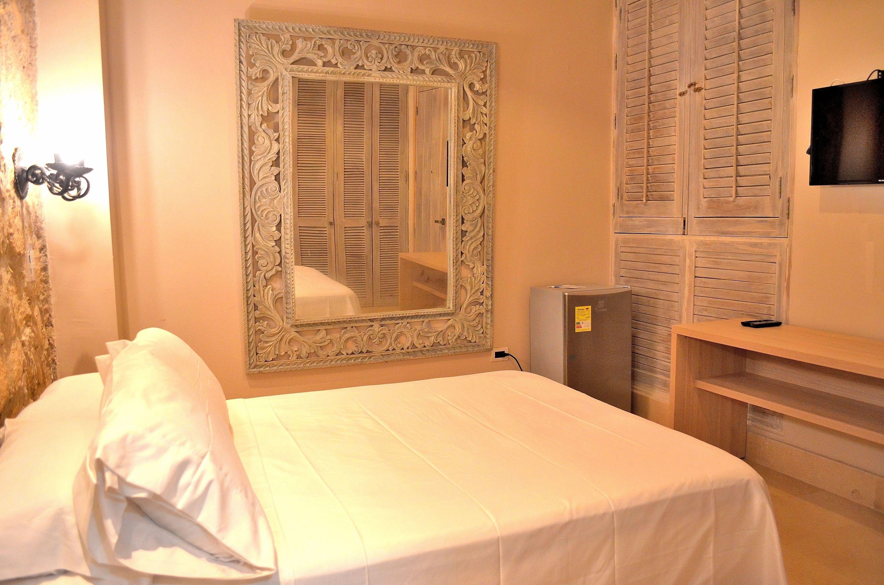 Puertas De Hotel 3*